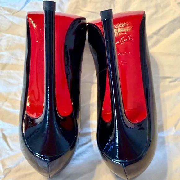 Christian Louboutin Pigalle 120 Black Patent Leather Heels - Size 41.5 - Picture 5 of 13